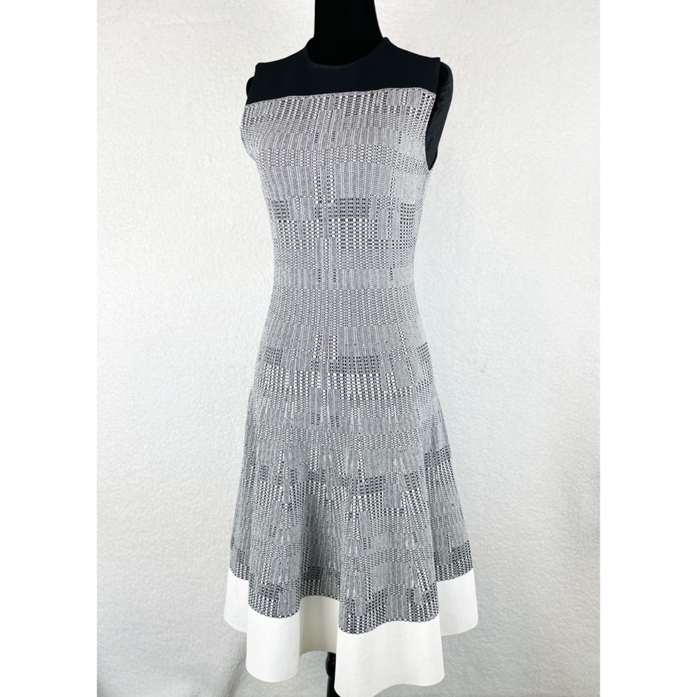 NARCISO RODRIGUEZ • Sleeveless Geometric Tweed Dress, 6 - Picture 2 of 16